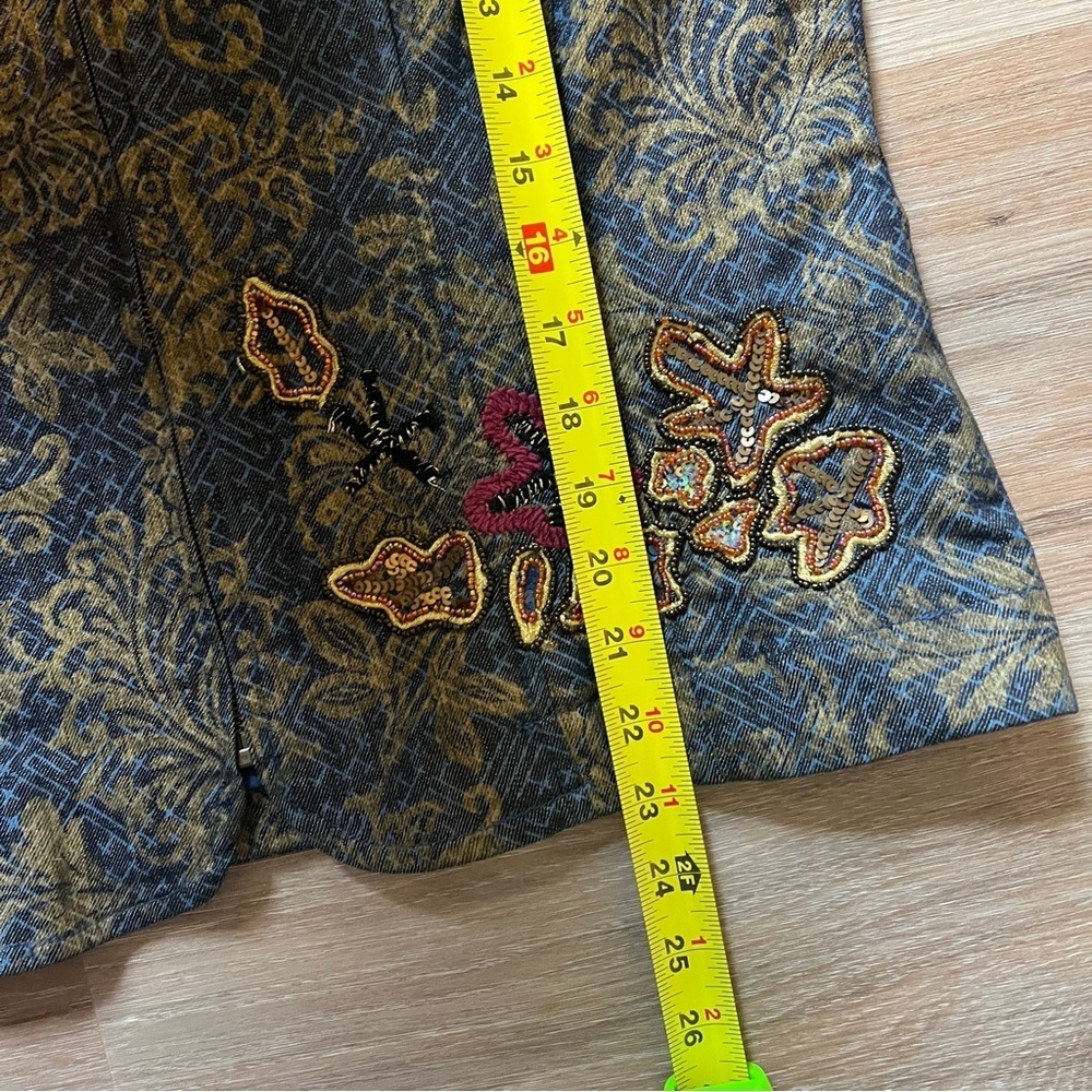 Chico’s Embroidered Jacket Beaded Floral Zip Front Size 1 medium - Picture 8 of 9
